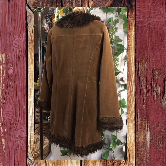 *Valley Girl* Vintage faux fur trim corduroy coat - Picture 6 of 11